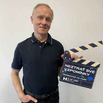 Series: Don’t Lose Your Memories – Mirek’s Story… this story isn’t just about people, it’s literally hydrogen-based…
